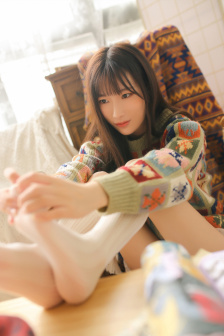 女大学生的沙龙室在线看